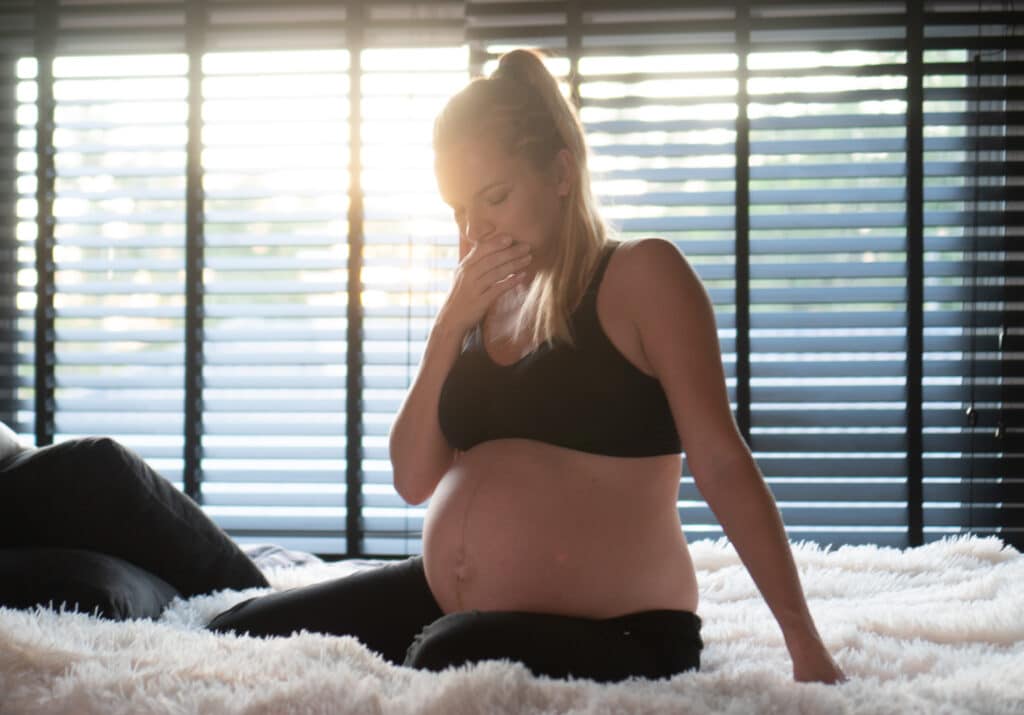 Pourquoi les femmes enceintes ont des remontées acides ?