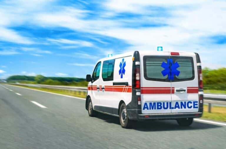 Besoin d’une ambulance : pouvez-vous réserver à l’avance ?